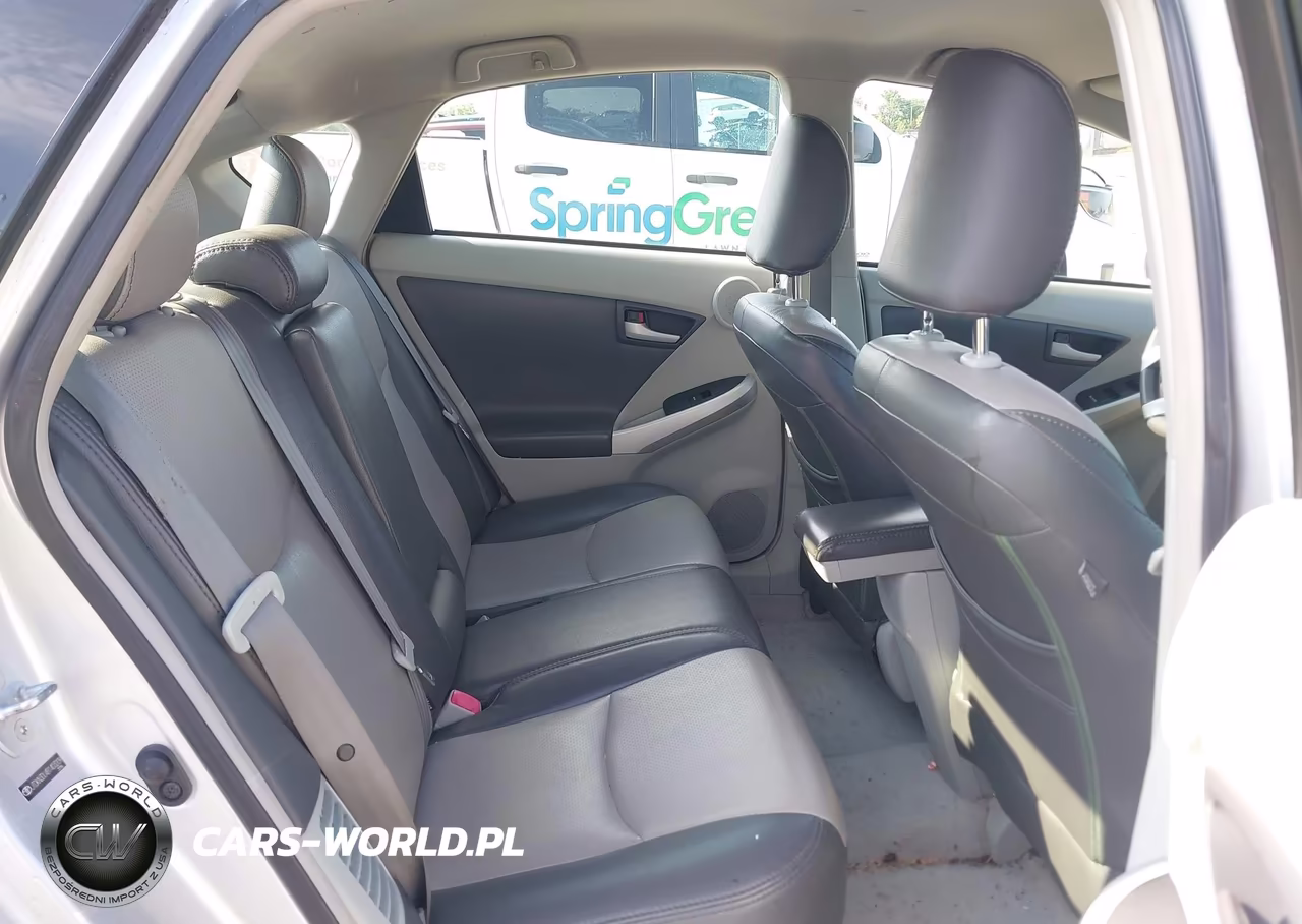 2011 Toyota Prius Three VIN:JTDKN3DU4B1403209 - 8