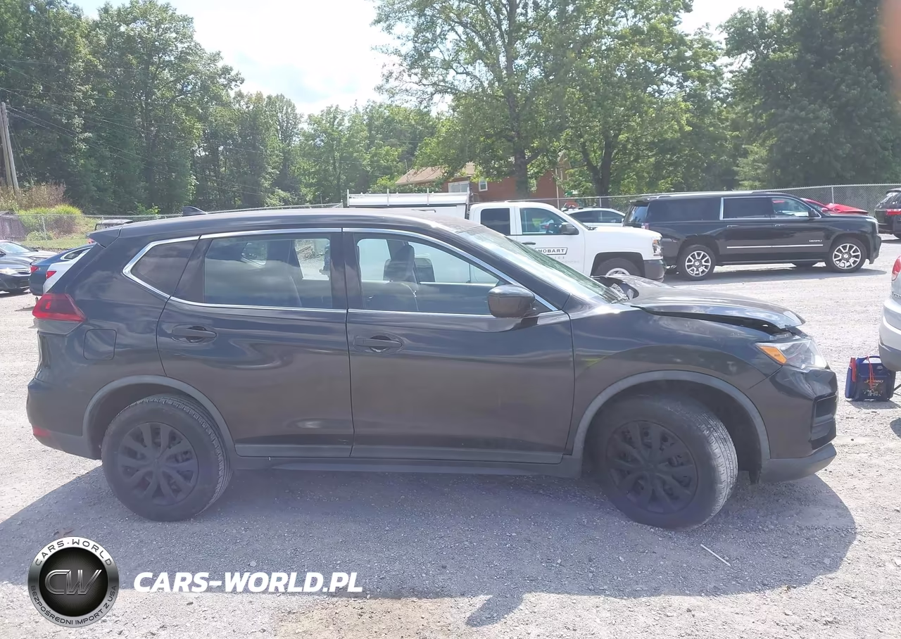 2018 Nissan Rogue S VIN:KNMAT2MT7JP517705 - 14