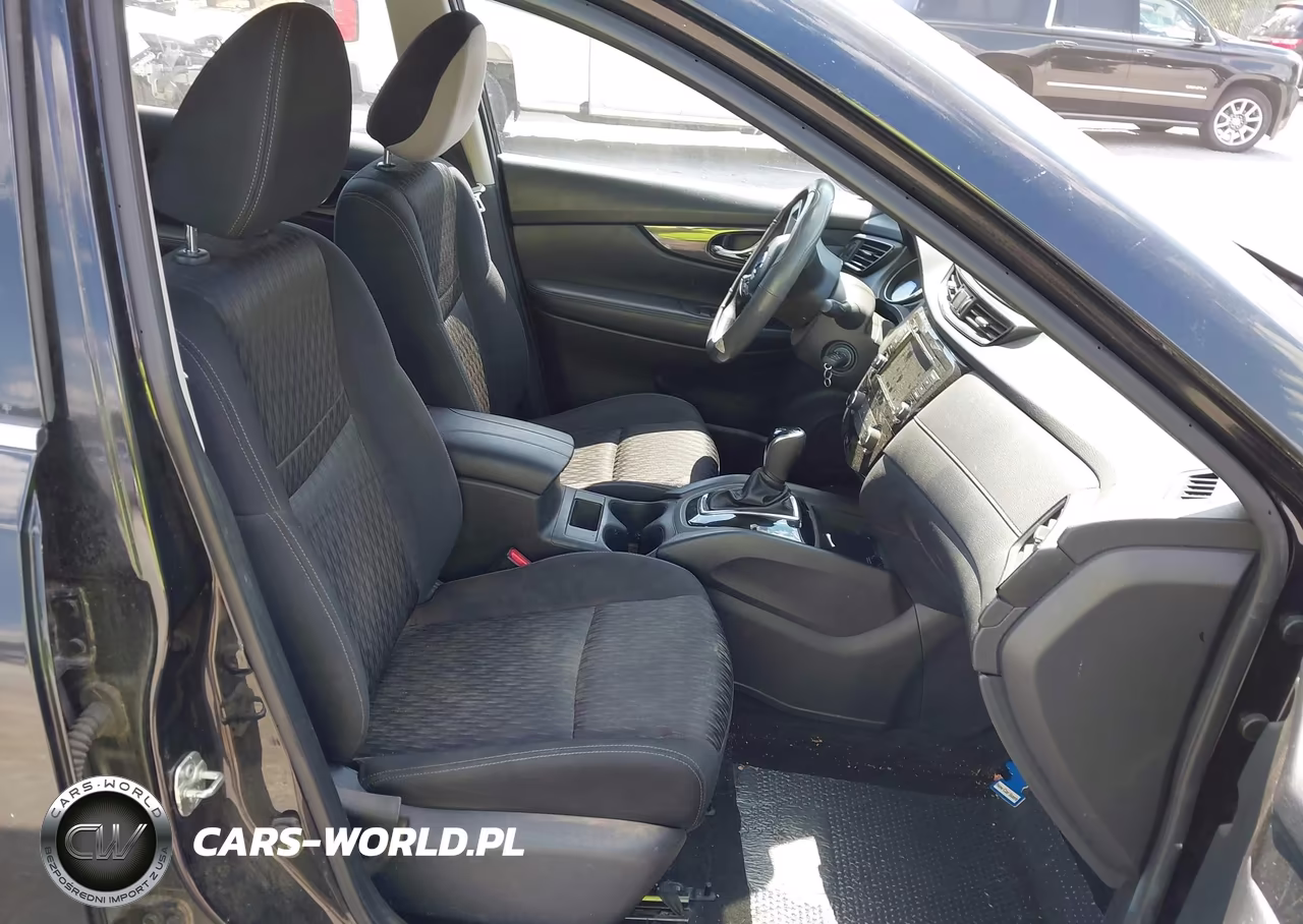 2018 Nissan Rogue S VIN:KNMAT2MT7JP517705 - 5