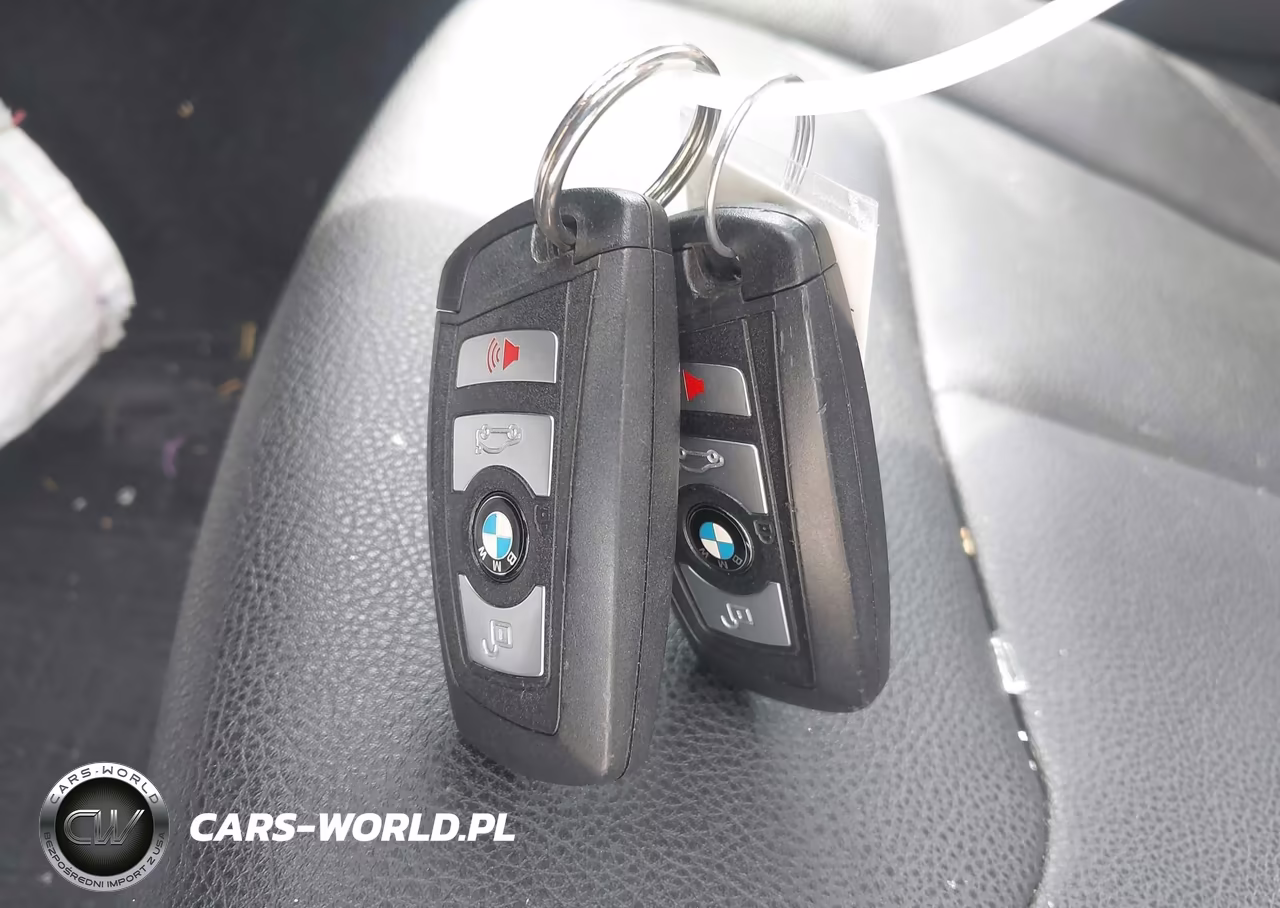 2018 BMW 320I xDrive VIN:WBA8A3C51JA498954 - 11