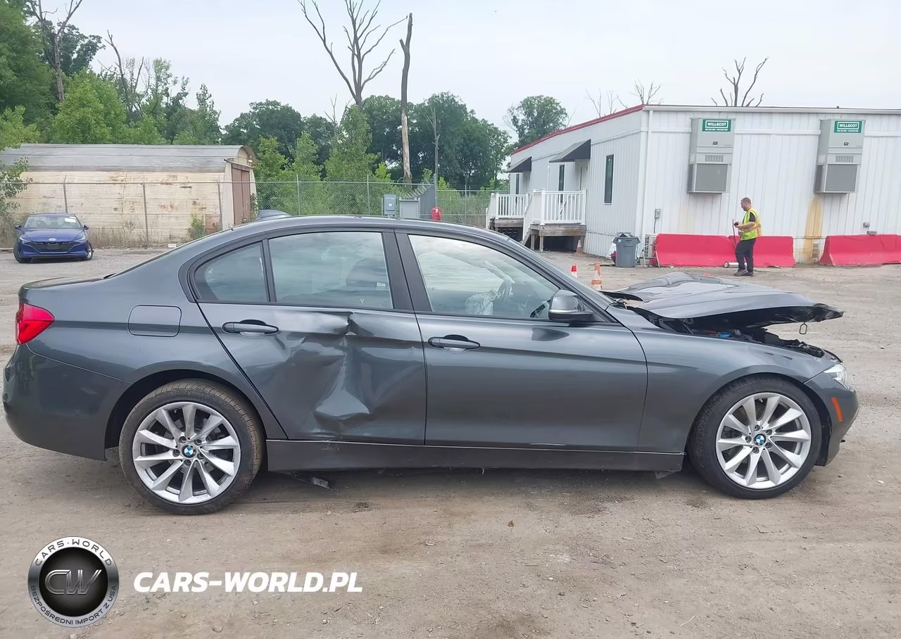 2018 BMW 320I xDrive VIN:WBA8A3C51JA498954 - 13