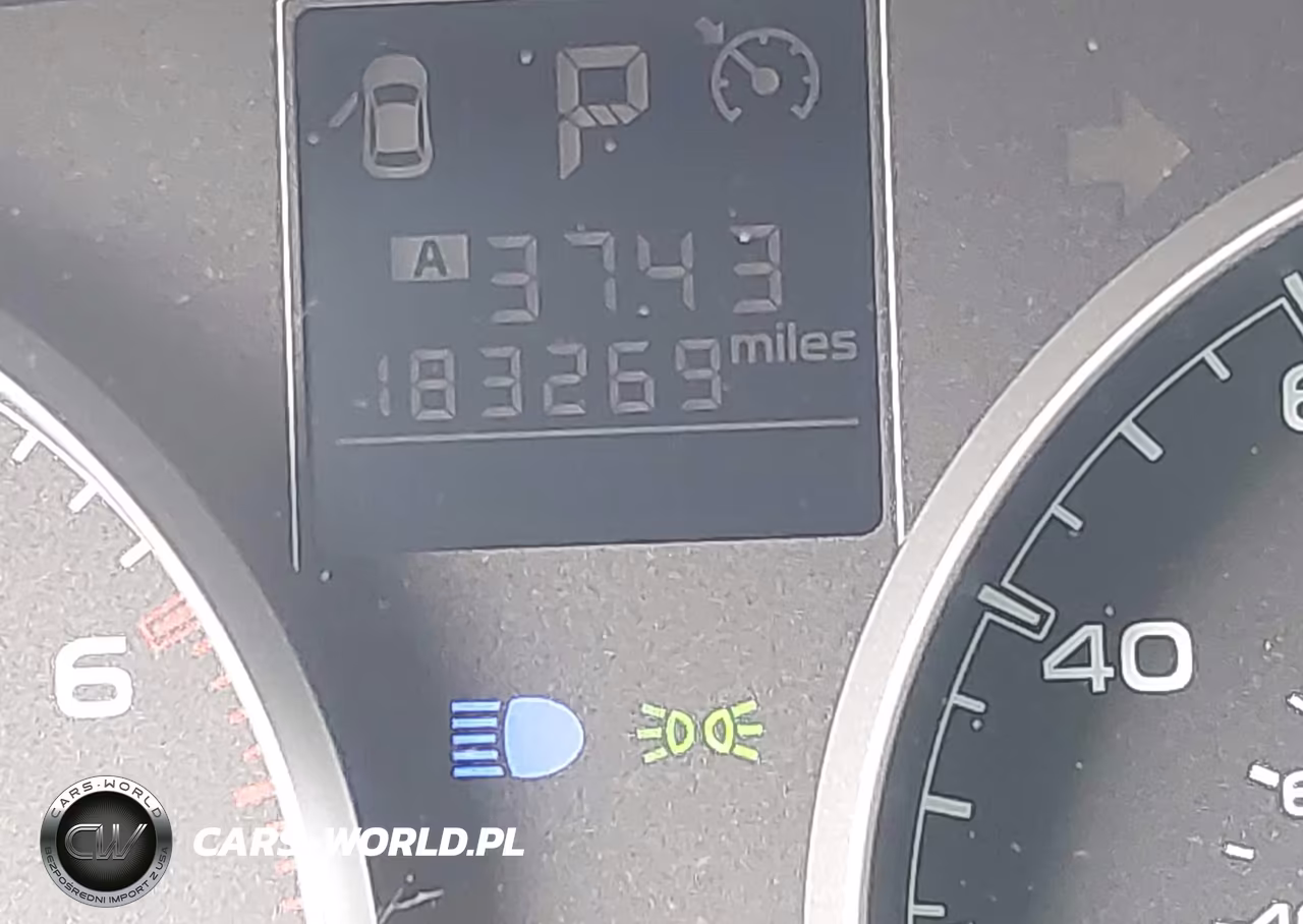 2014 Subaru Outback 2.5I Premium VIN:4S4BRBCC1E3307839 - 16