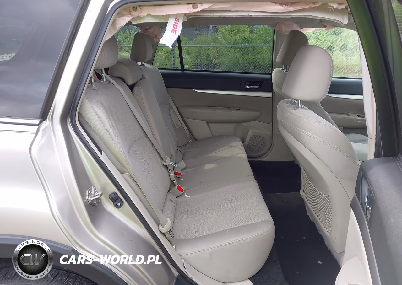 2014 Subaru Outback 2.5I Premium VIN:4S4BRBCC1E3307839 - 8