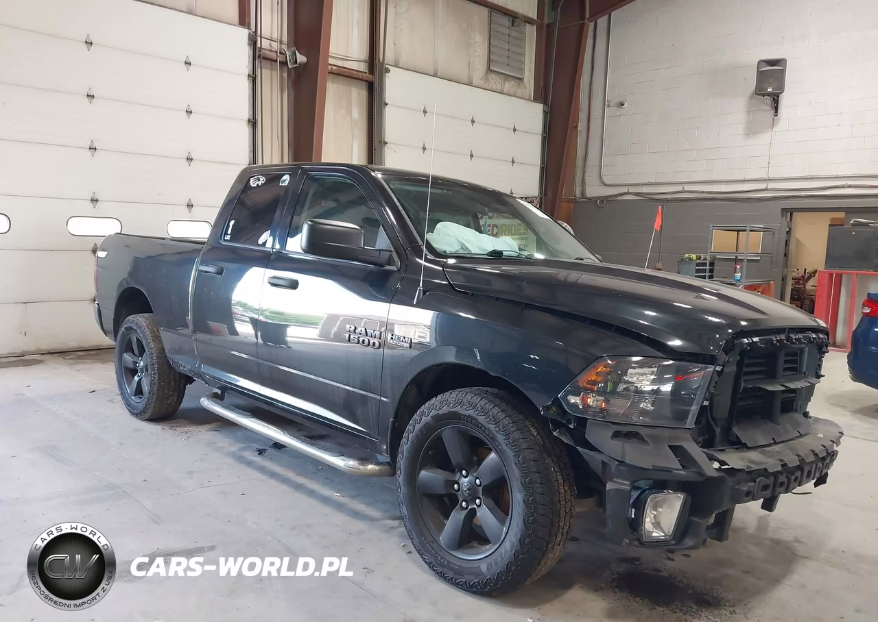 2018 Ram 1500 Express 4X2 6'4 Box – zdjęcie 1 z 17