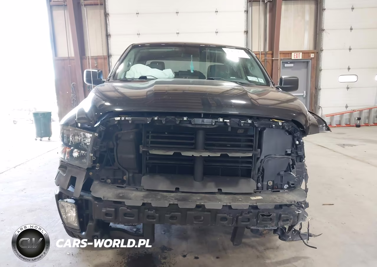 2018 Ram 1500 Express 4X2 6'4 Box VIN:1C6RR6FT1JS132344 - 13