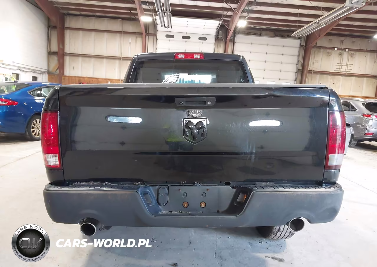 2018 Ram 1500 Express 4X2 6'4 Box VIN:1C6RR6FT1JS132344 - 17