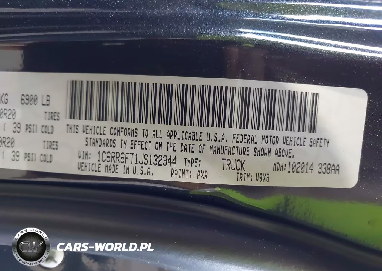 2018 Ram 1500 Express 4X2 6'4 Box VIN:1C6RR6FT1JS132344 - 9