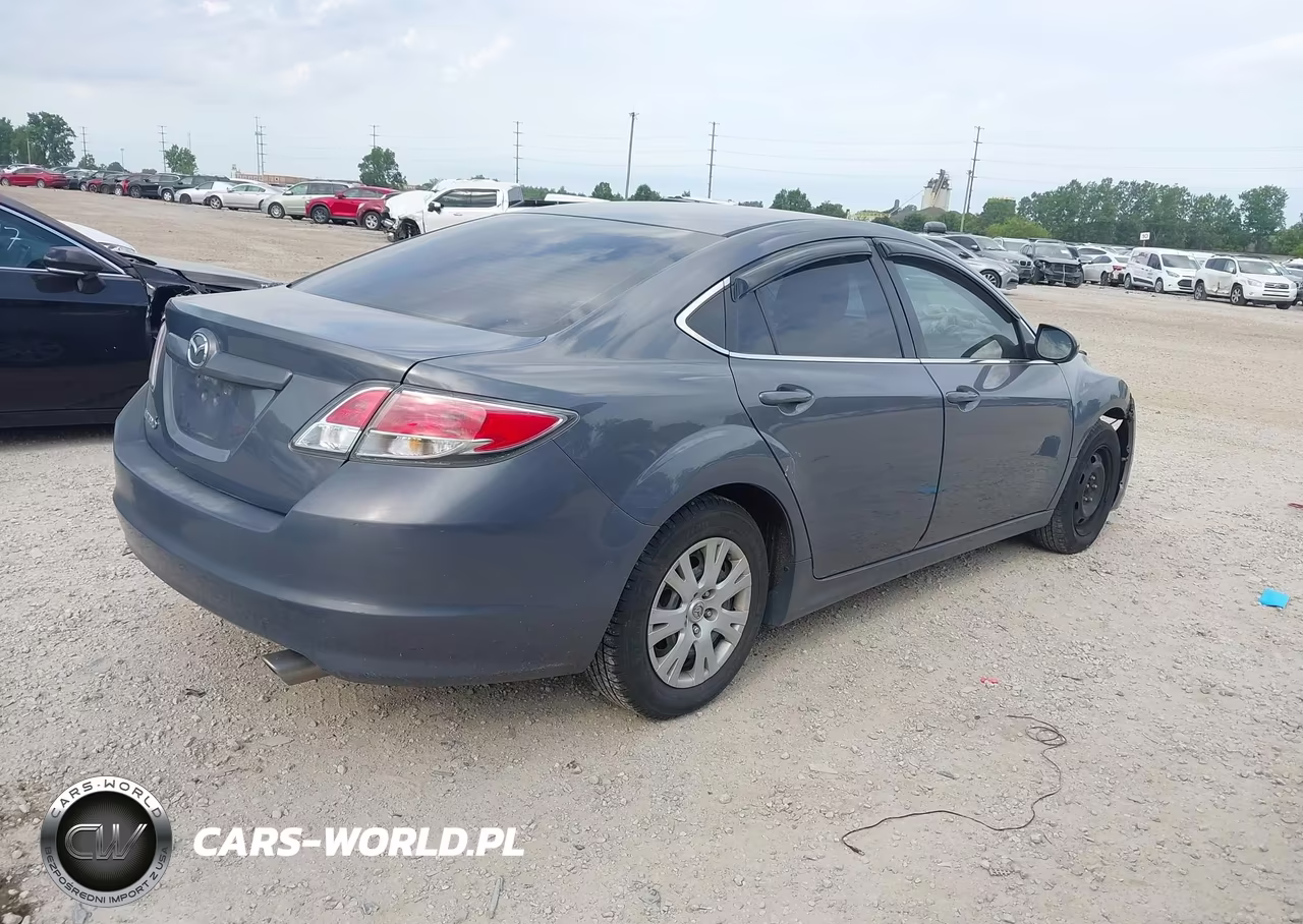 2009 Mazda Mazda6 I Sport VIN:1YVHP81A495M32461 - 4