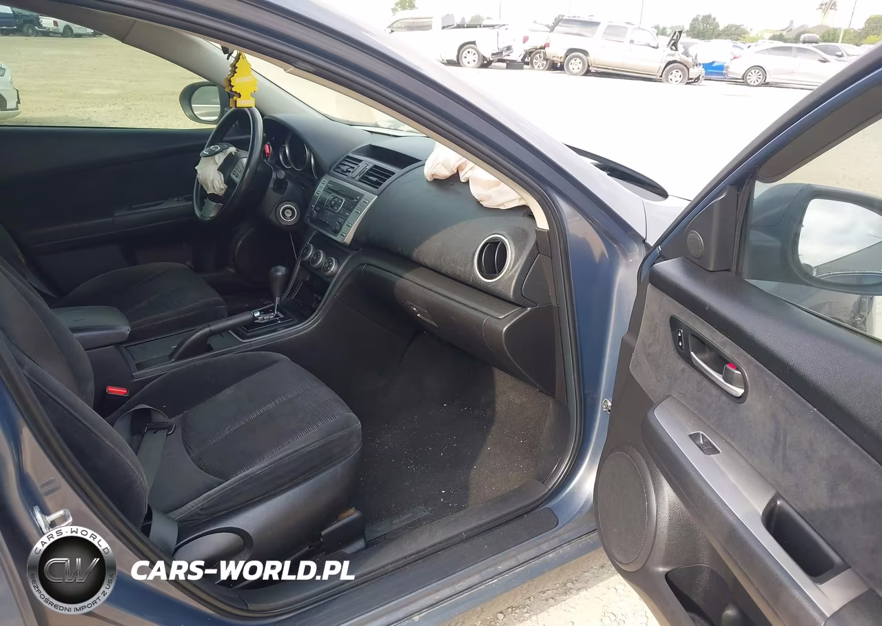 2009 Mazda Mazda6 I Sport VIN:1YVHP81A495M32461 - 5