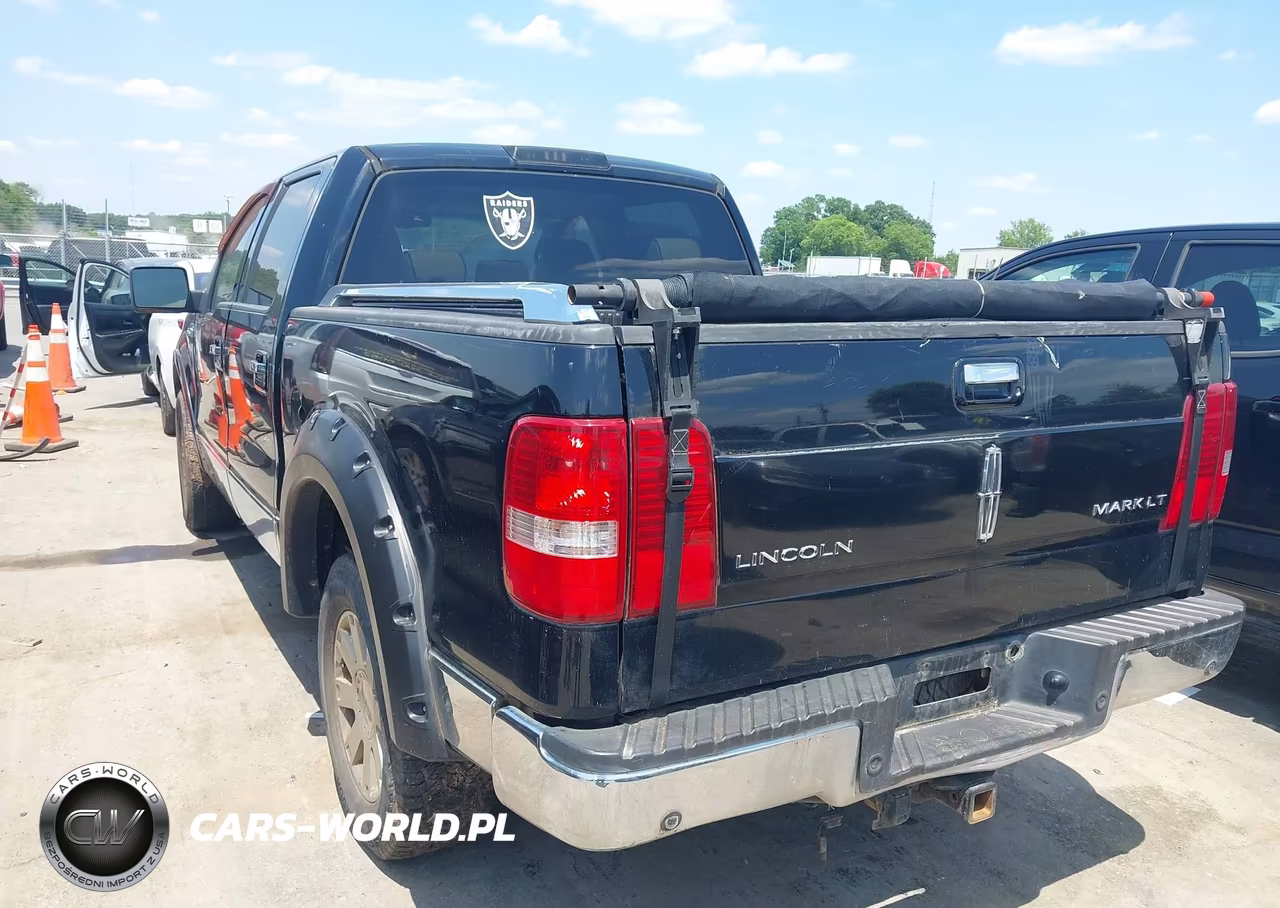 2006 Lincoln Mark Lt VIN:5LTPW185X6FJ00824 - 3