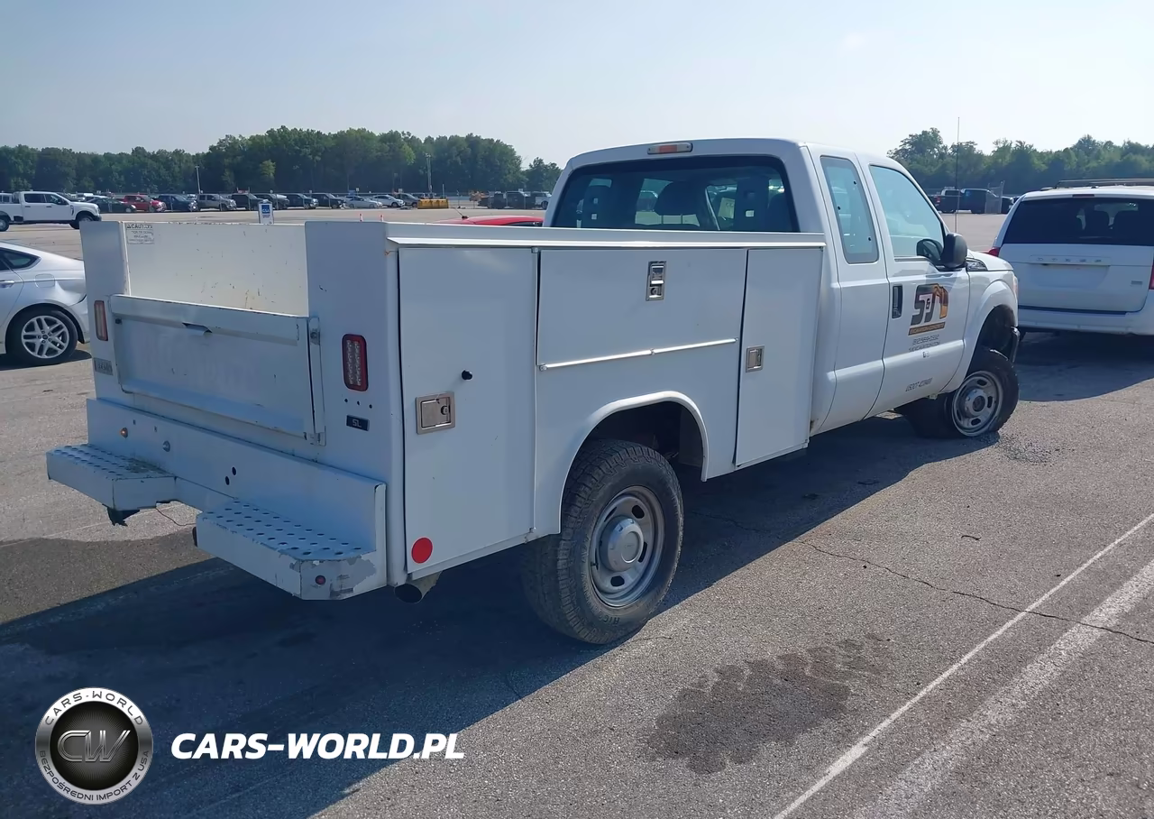2012 Ford Super Duty F-250 Srw Lariat-Xl-Xlt VIN:1FT7X2B60CEC26845 - 4