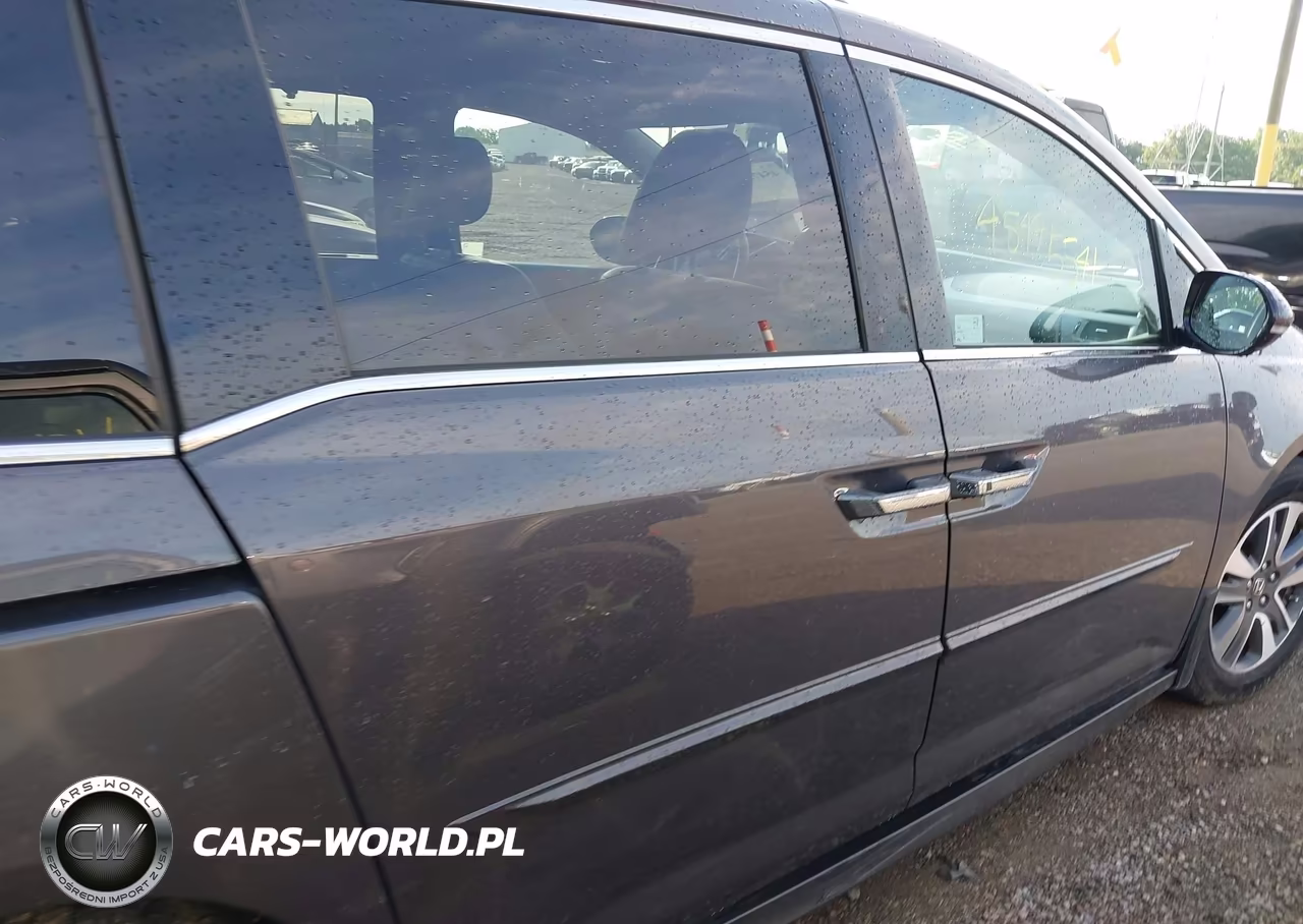 2015 Honda Odyssey Touring-Touring Elite VIN:5FNRL5H98FB021235 - 13