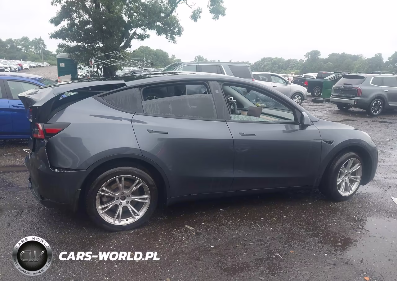 2023 Tesla Model Y Awd-Long Range Dual Motor All-Wheel Drive VIN:7SAYGDEE7PF979654 - 13
