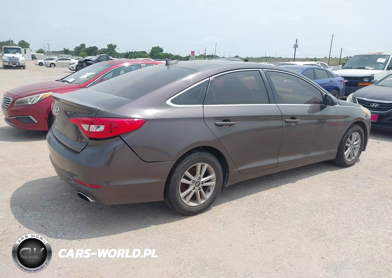 2016 Hyundai Sonata Se VIN:5NPE24AF6GH264198 - 4