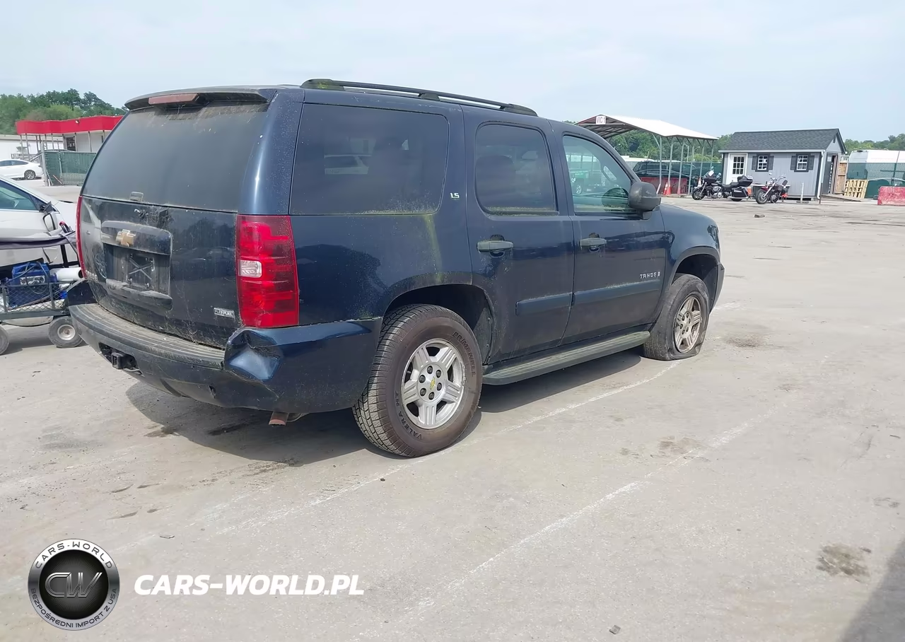2007 Chevrolet Tahoe Ls VIN:1GNFK13027J259607 - 4