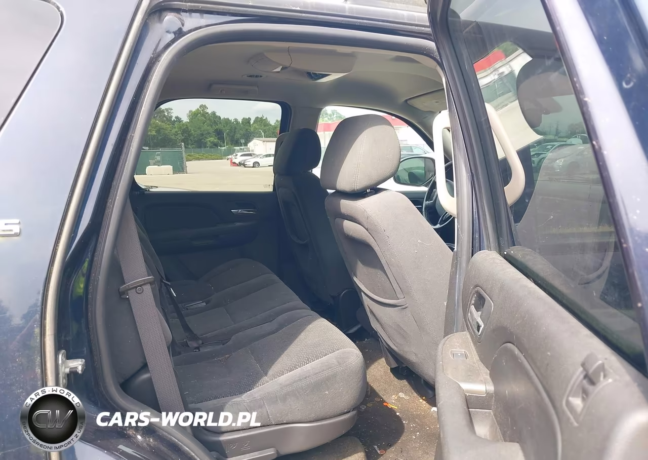 2007 Chevrolet Tahoe Ls VIN:1GNFK13027J259607 - 8