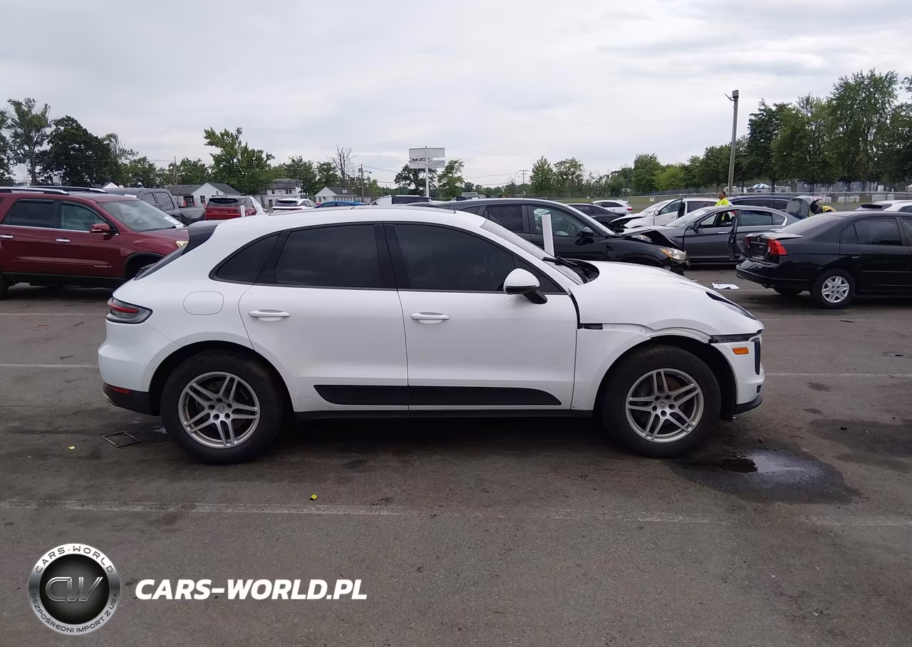 2020 Porsche Macan VIN:WP1AA2A55LLB06100 - 13