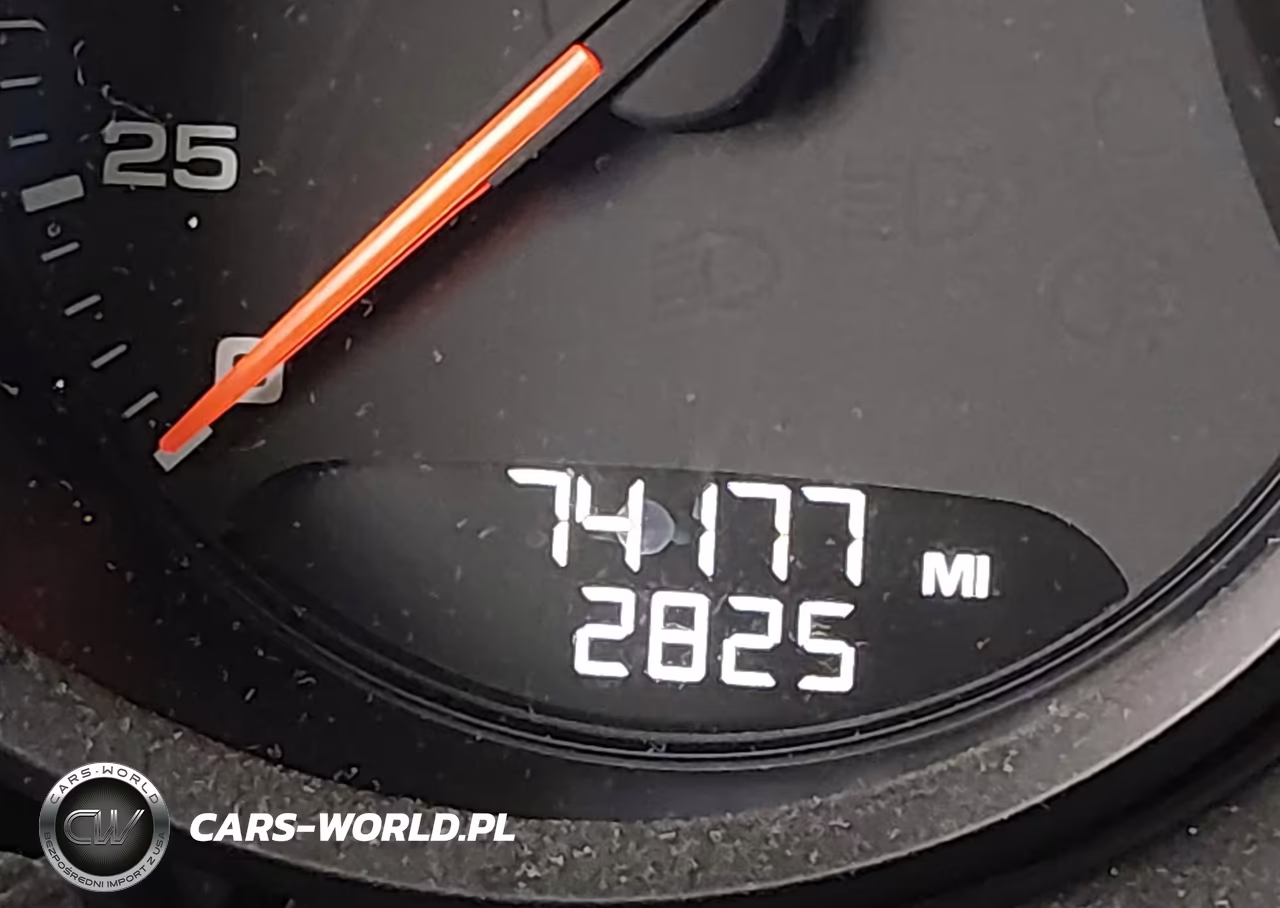 2020 Porsche Macan VIN:WP1AA2A55LLB06100 - 15