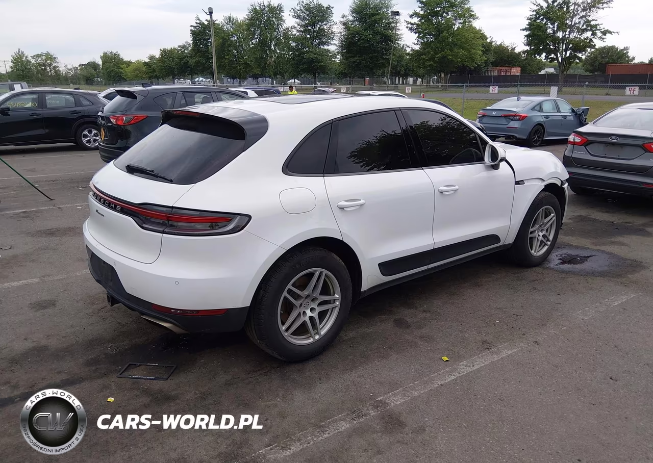 2020 Porsche Macan VIN:WP1AA2A55LLB06100 - 4