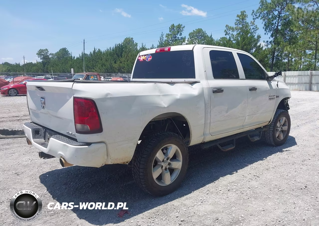 2015 Ram 1500 Express VIN:1C6RR7KT2FS598366 - 4