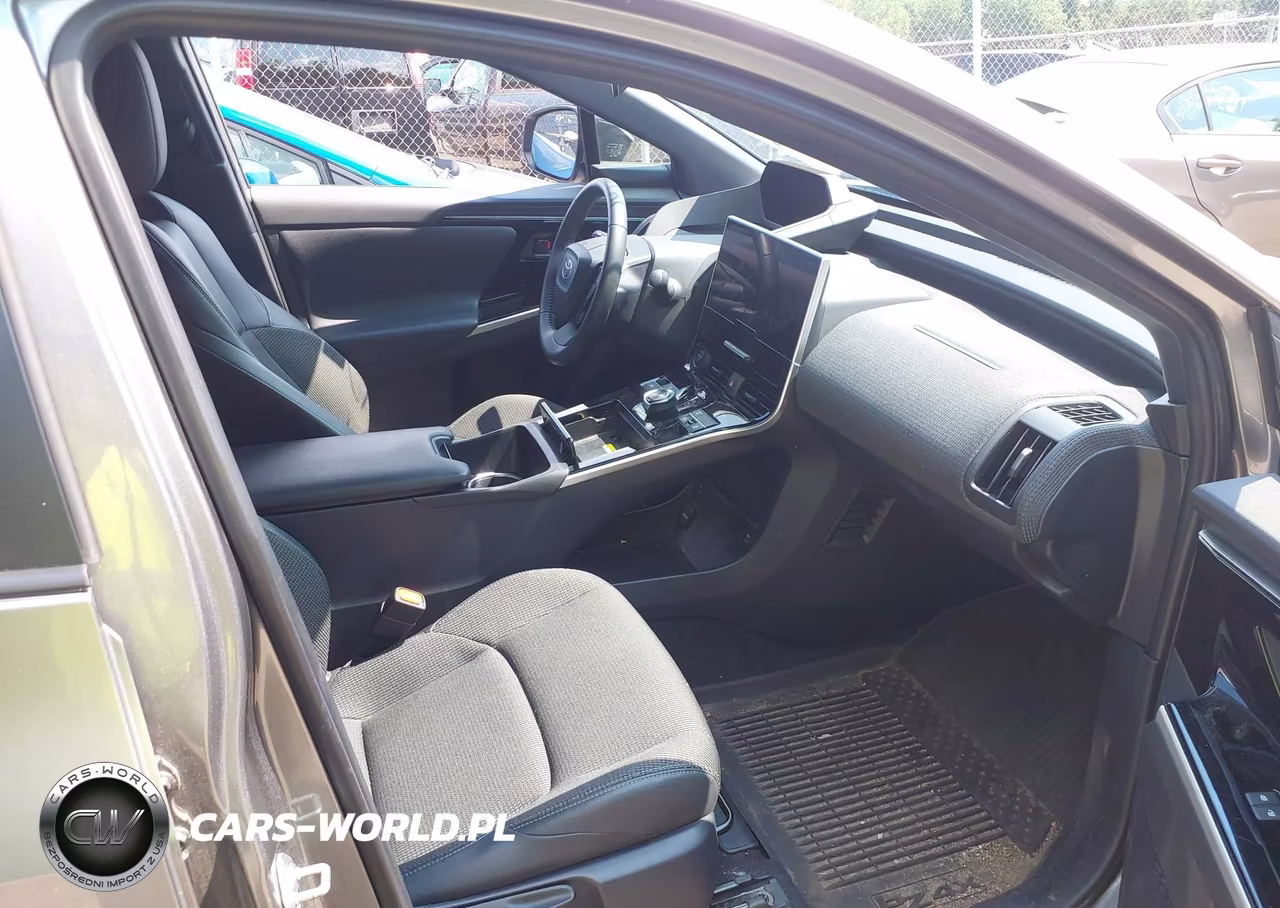 2024 Toyota Bz4X Xle VIN:JTMABACA6RA091470 - 5