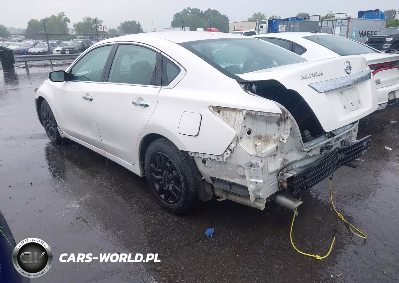 2015 Nissan Altima 2.5 S VIN:1N4AL3AP7FC285575 - 3