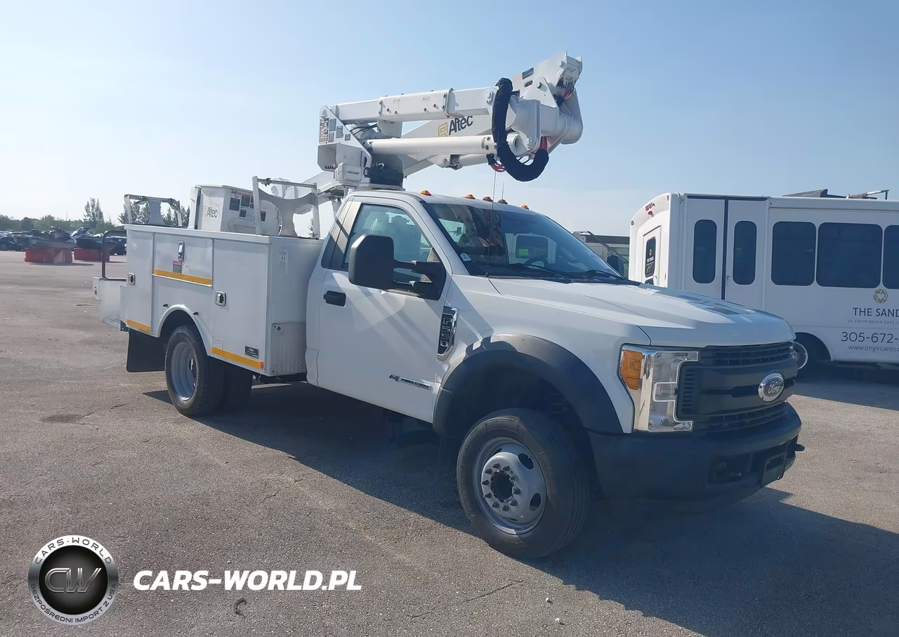 2017 Ford F-550 Chassis Xl-Xlt