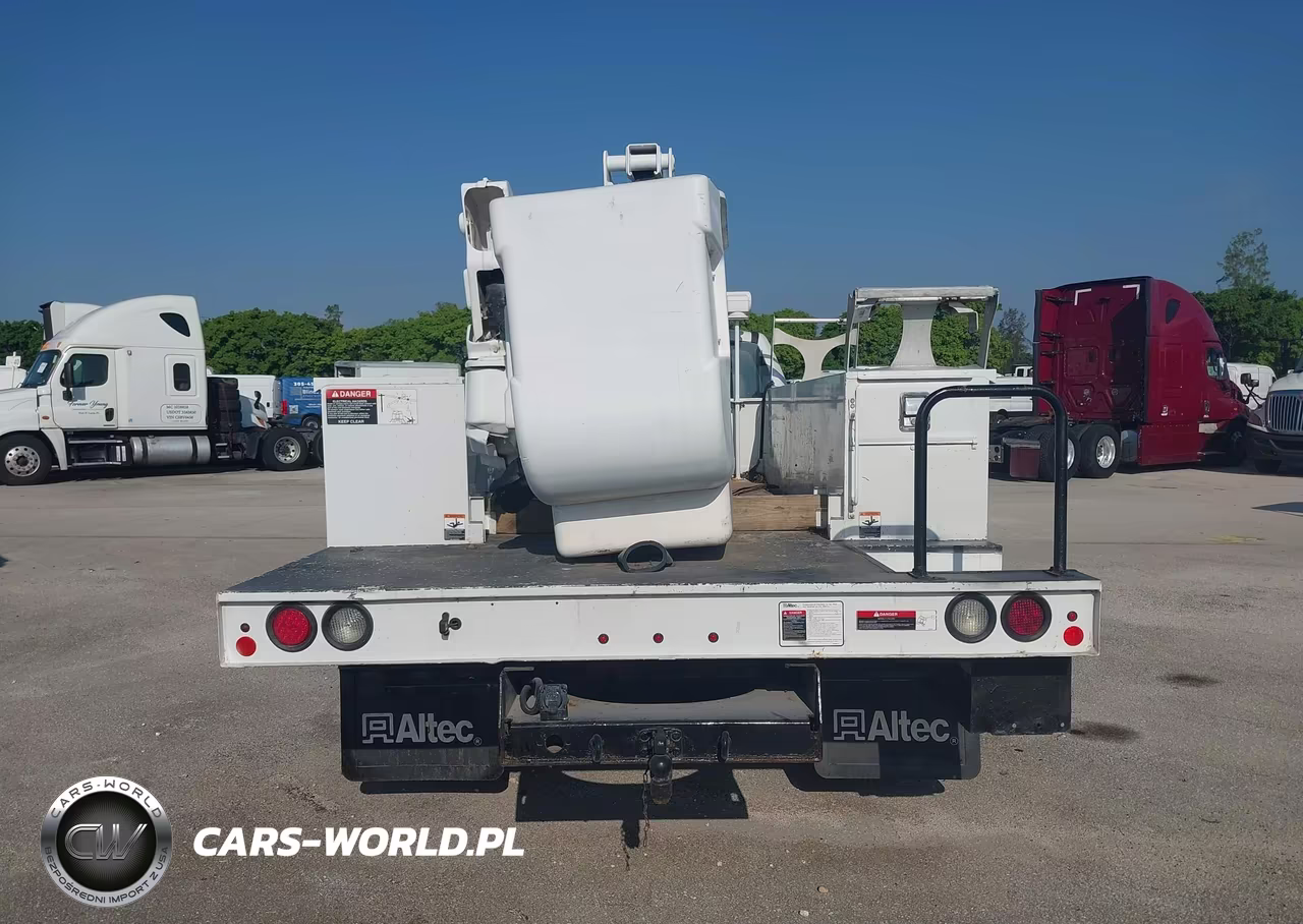 2017 Ford F-550 Chassis Xl-Xlt VIN:1FDUF5GT6HEE22040 - 18