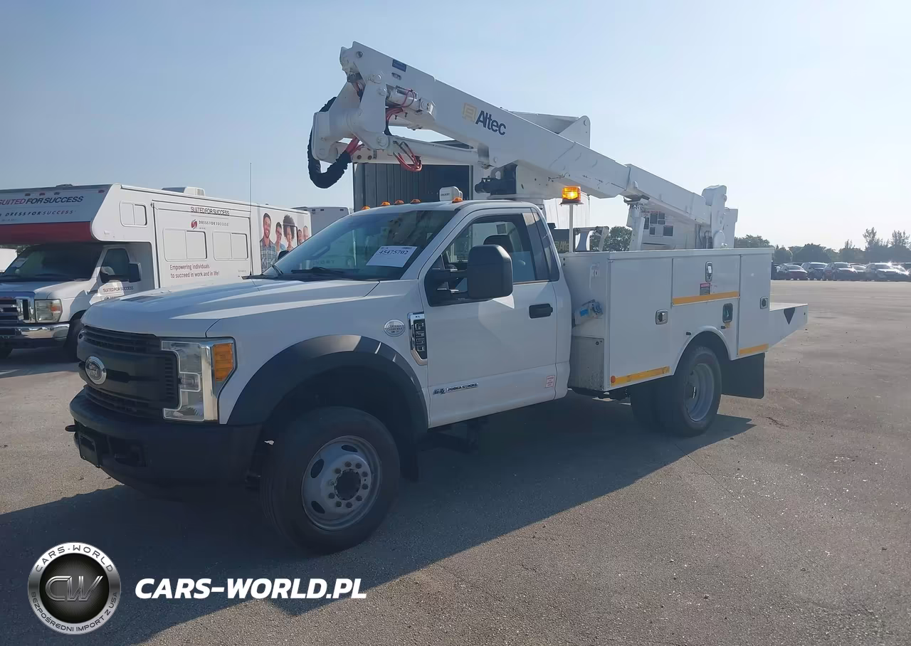2017 Ford F-550 Chassis Xl-Xlt VIN:1FDUF5GT6HEE22040 - 2