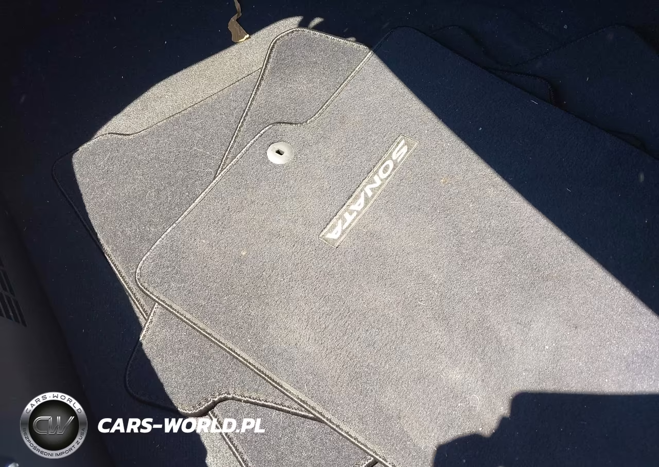 2019 Hyundai Sonata Eco VIN:5NPE24AA1KH773953 - 12