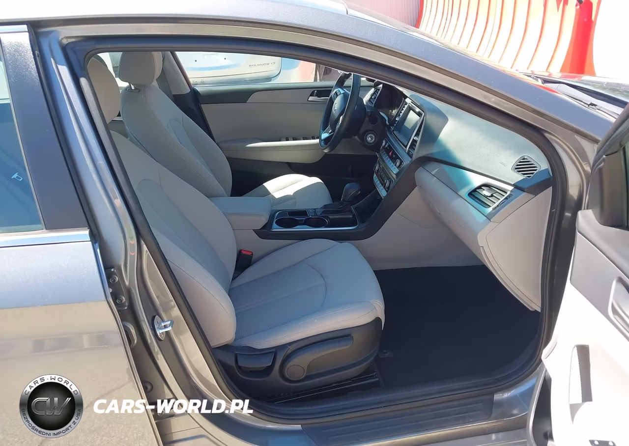 2019 Hyundai Sonata Eco VIN:5NPE24AA1KH773953 - 5