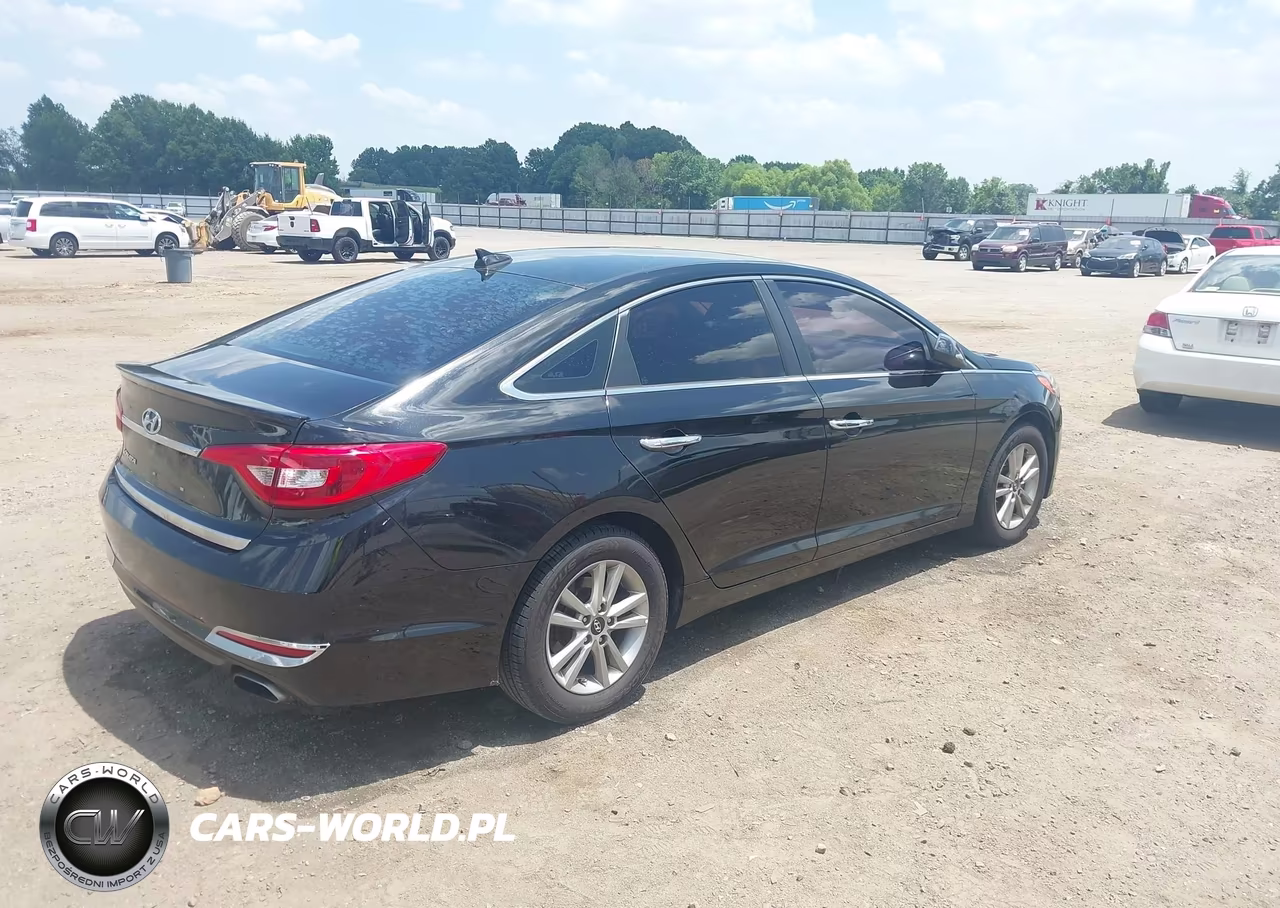 2016 Hyundai Sonata Se VIN:5NPE24AF8GH316608 - 4