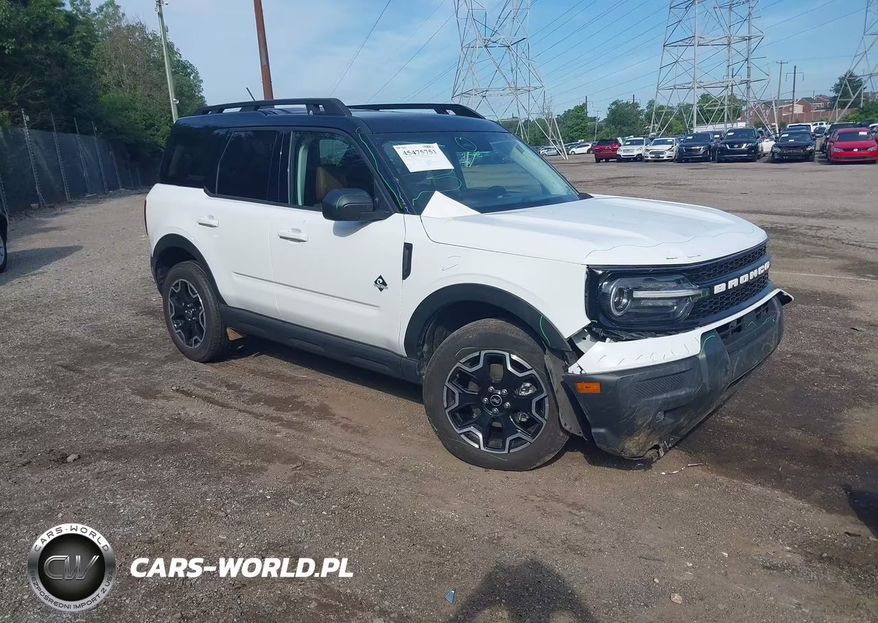 2025 Ford Bronco Sport Outer Banks – zdjęcie 1 z 17