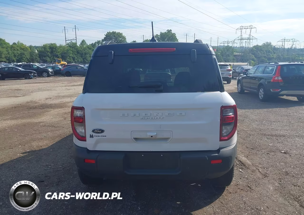 2025 Ford Bronco Sport Outer Banks VIN:3FMCR9CN7SRE36583 - 17