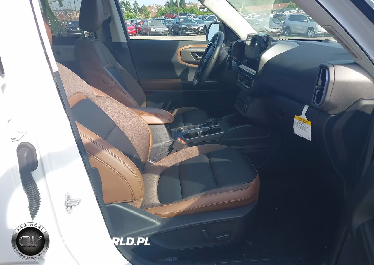 2025 Ford Bronco Sport Outer Banks VIN:3FMCR9CN7SRE36583 - 5
