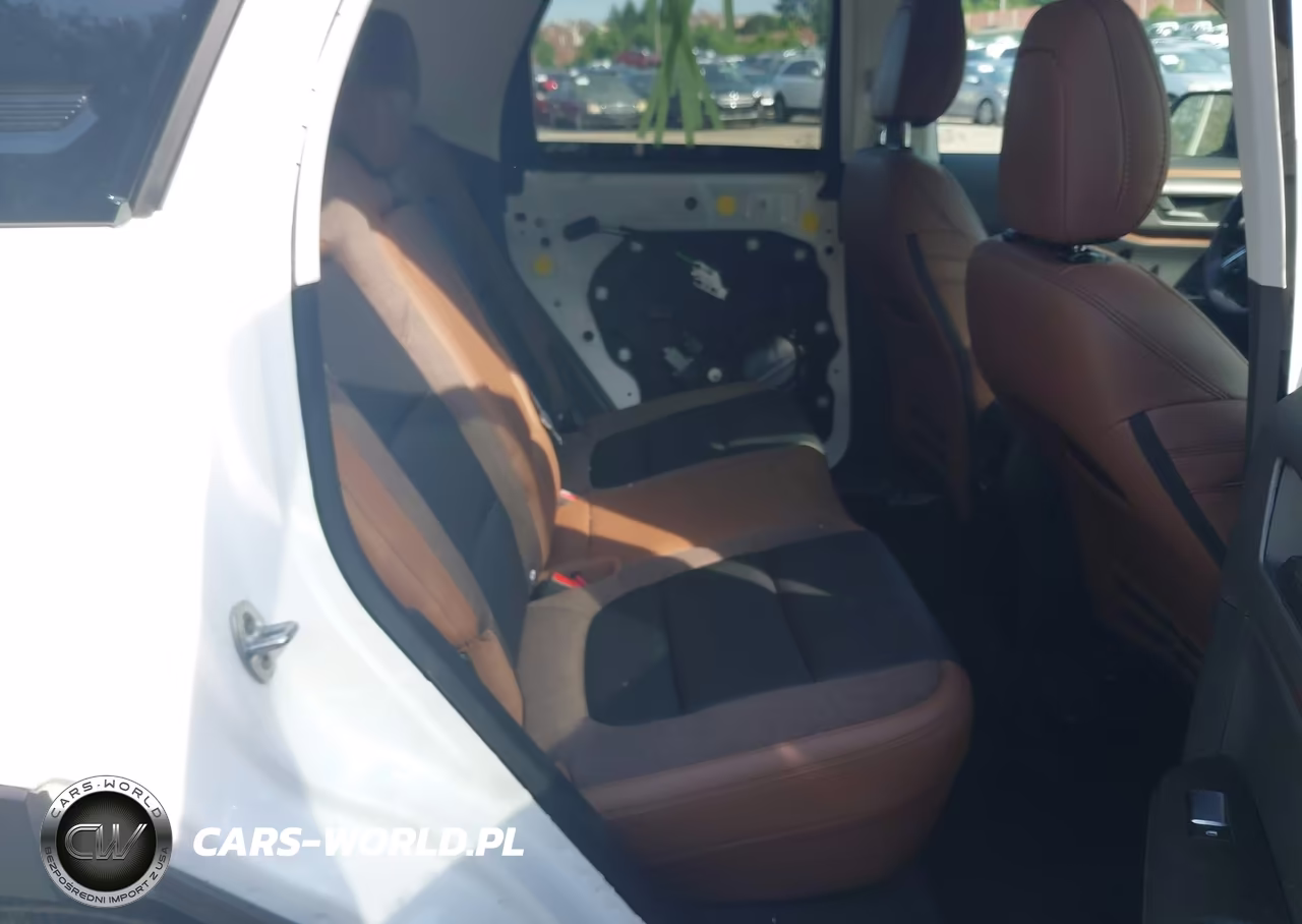 2025 Ford Bronco Sport Outer Banks VIN:3FMCR9CN7SRE36583 - 8