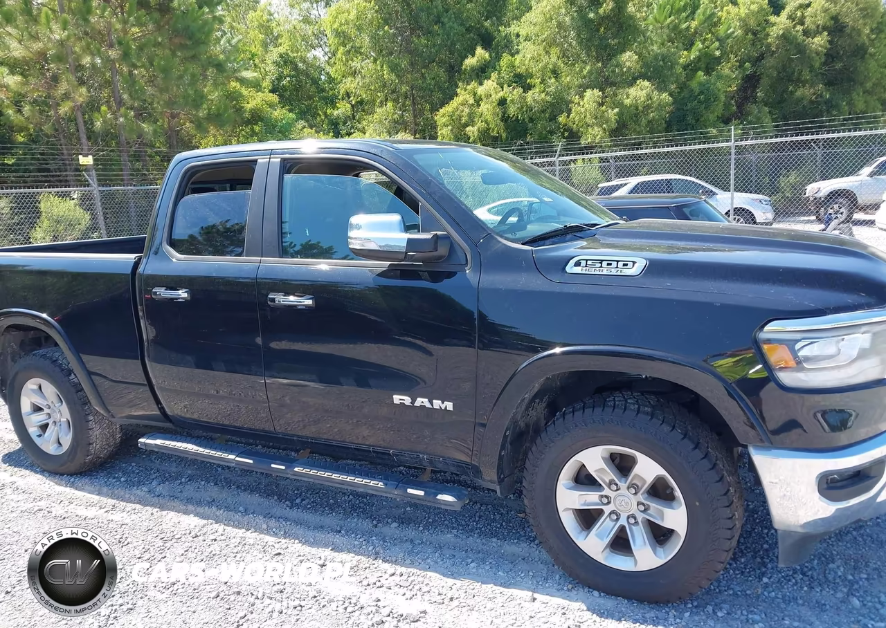 2020 Ram 1500 Laramie 4X4 6'4 Box VIN:1C6SRFDT9LN281378 - 14