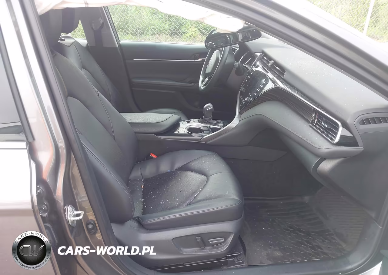 2020 Toyota Camry Xle VIN:4T1F11AK5LU392219 - 5