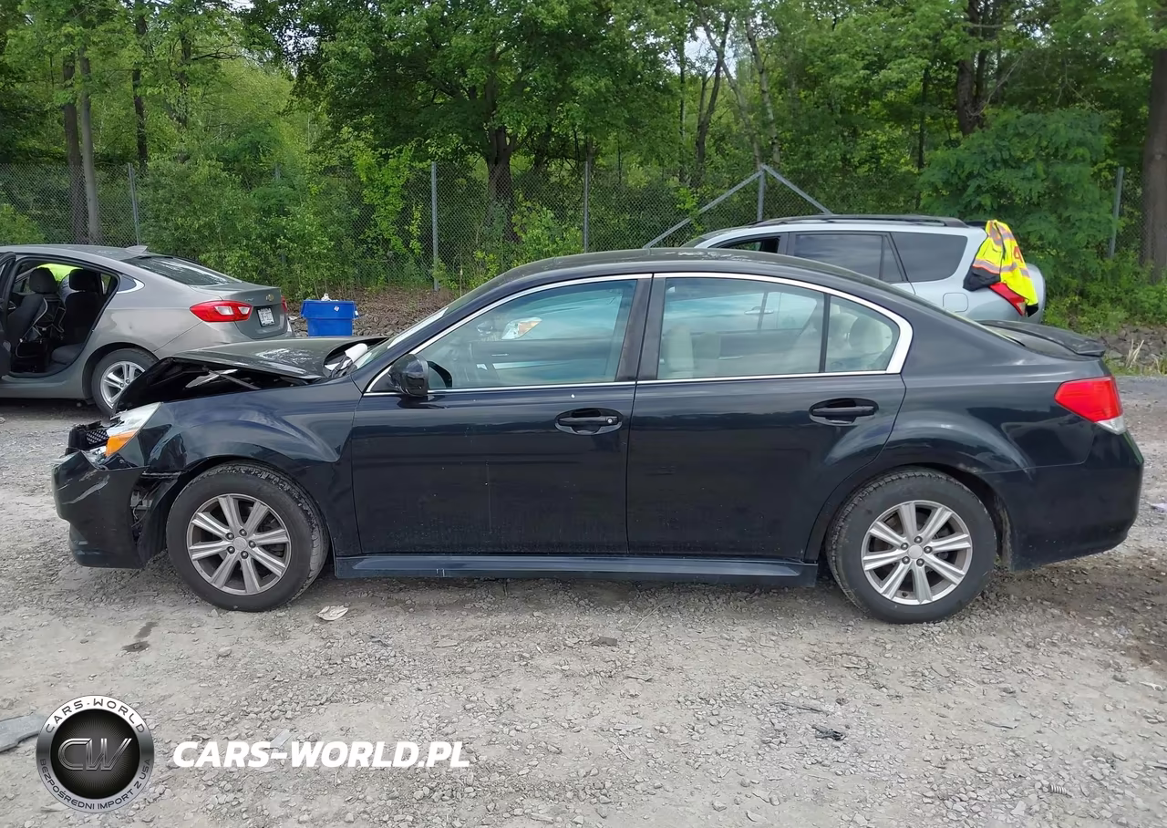 2011 Subaru Legacy 2.5I Premium VIN:4S3BMBG63B3246464 - 14