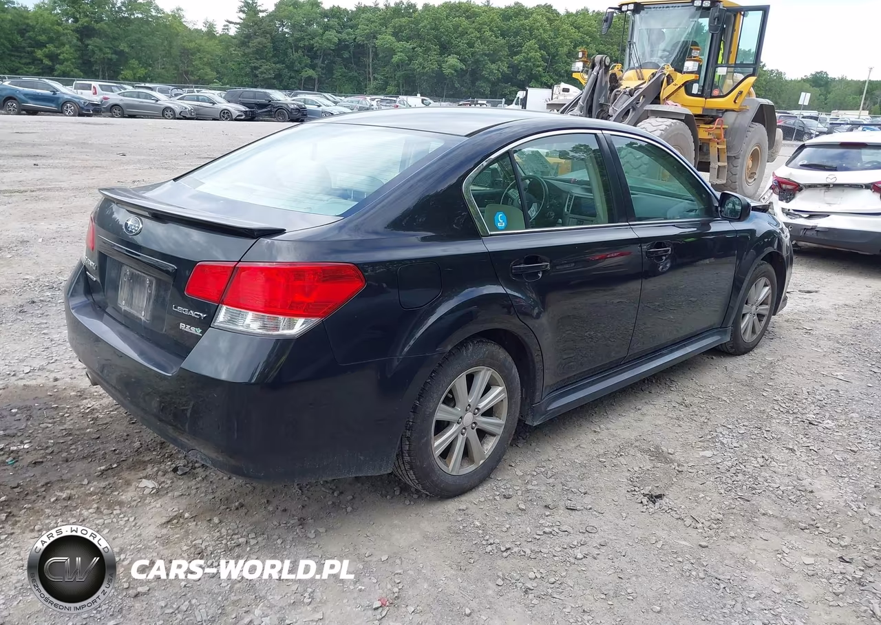 2011 Subaru Legacy 2.5I Premium VIN:4S3BMBG63B3246464 - 4