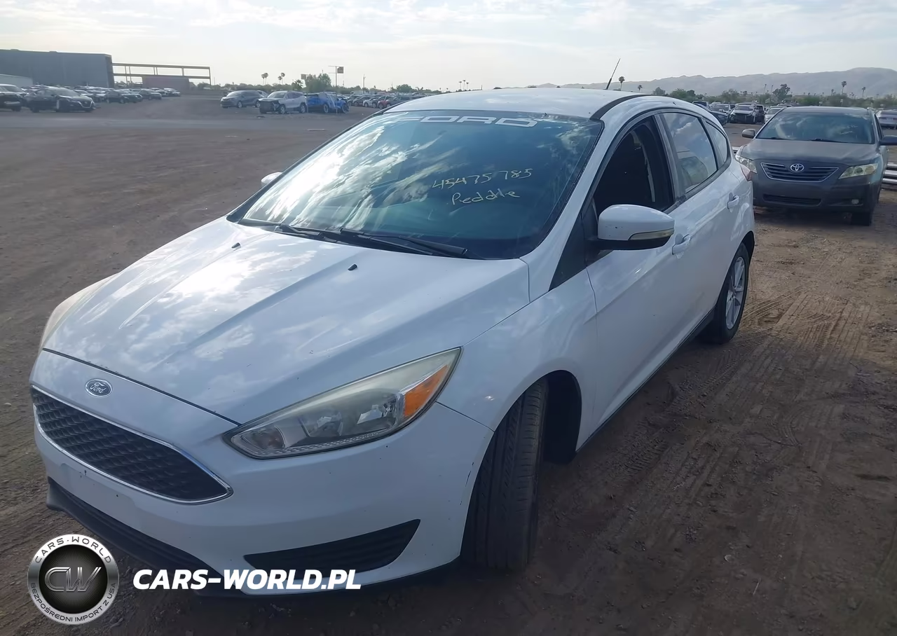 2017 Ford Focus Se VIN:1FADP3K23HL217376 - 2