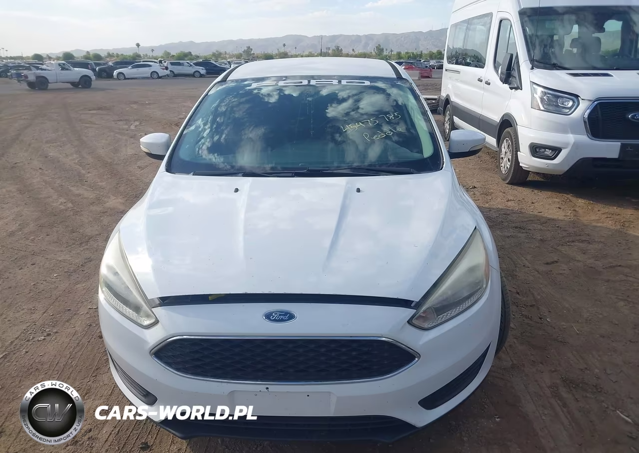 2017 Ford Focus Se VIN:1FADP3K23HL217376 - 6
