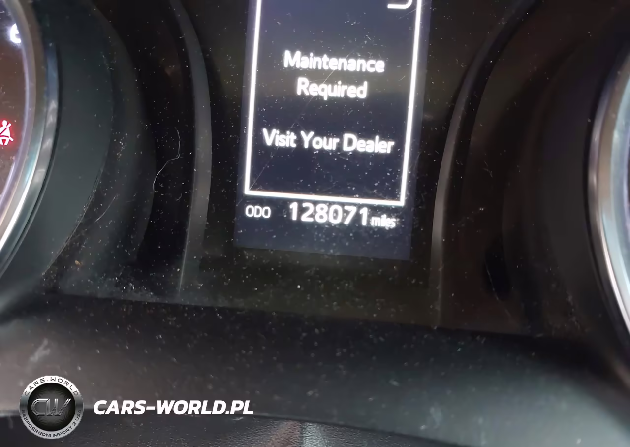 2018 Toyota Camry Le VIN:4T1B11HK3JU524637 - 16