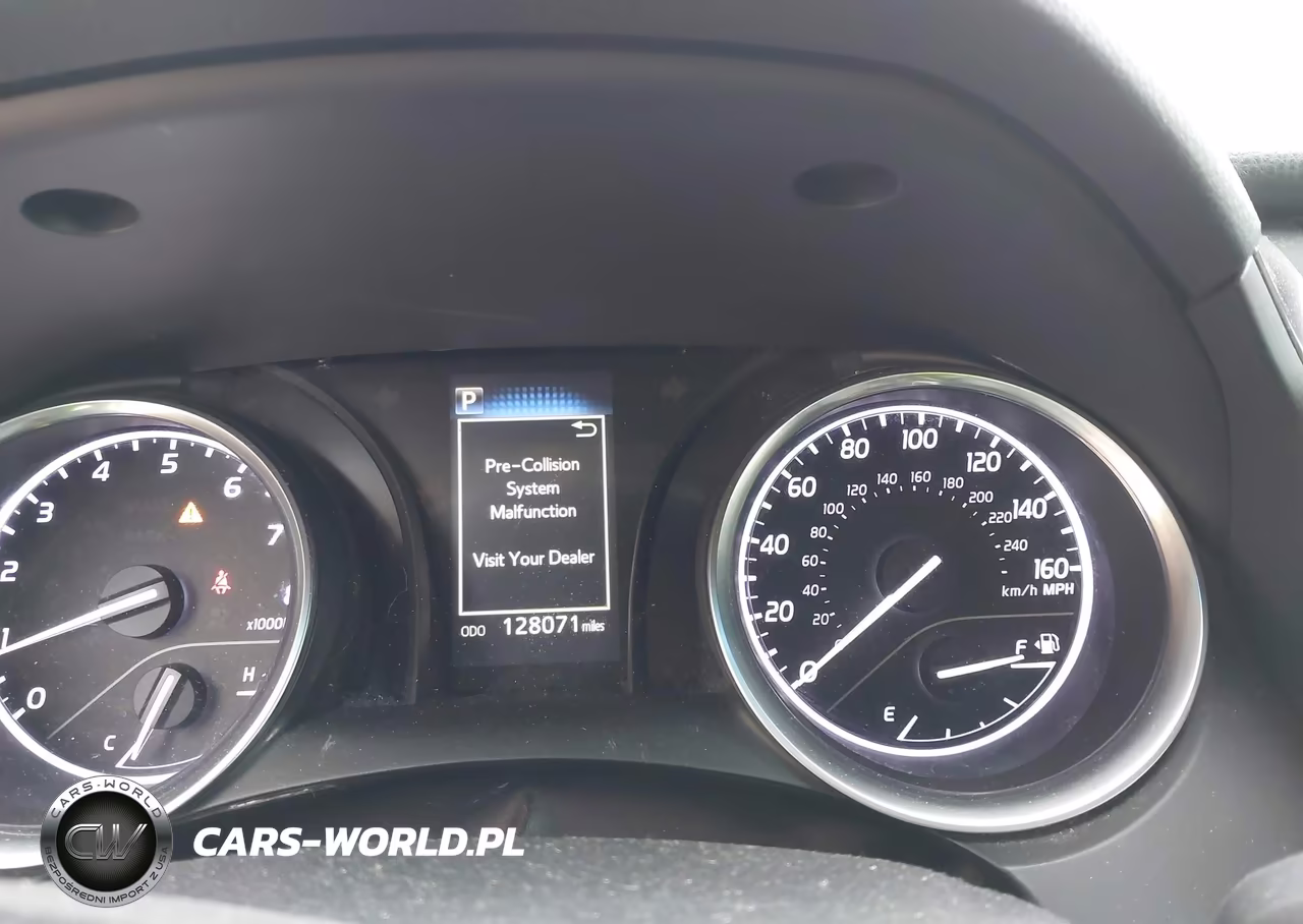 2018 Toyota Camry Le VIN:4T1B11HK3JU524637 - 7