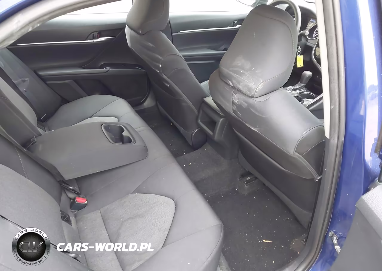 2018 Toyota Camry Le VIN:4T1B11HK3JU524637 - 8