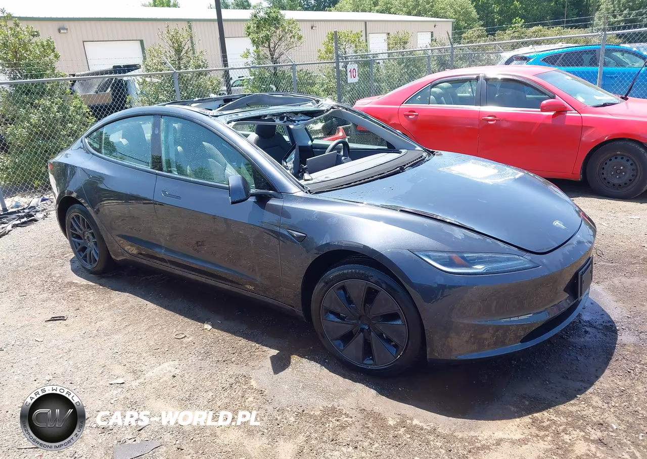 2025 Tesla Model 3 Long Range Rear-Wheel Drive-Standard Rear-Wheel Drive – zdjęcie 1 z 20