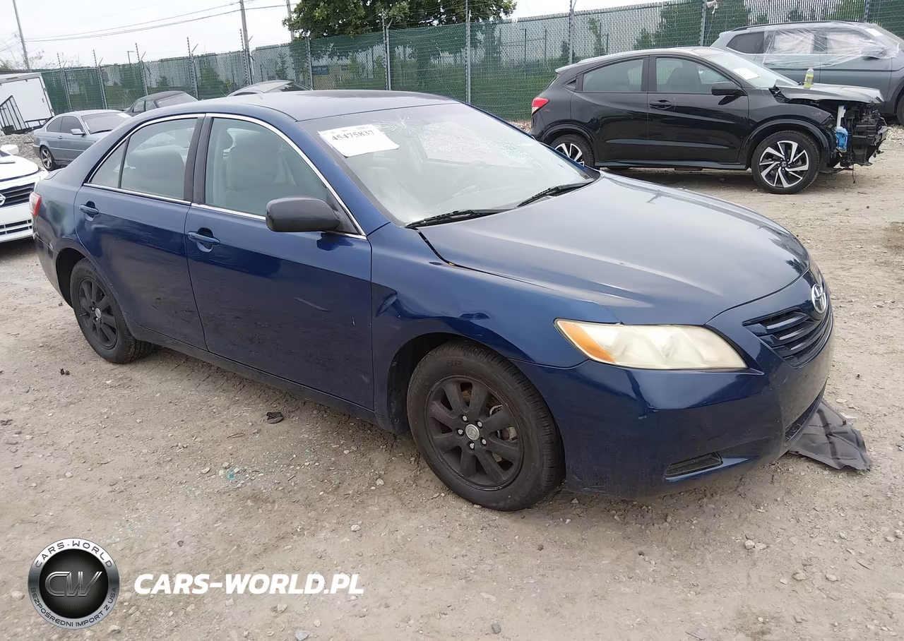 2009 Toyota Camry Le V6 – zdjęcie 1 z 16