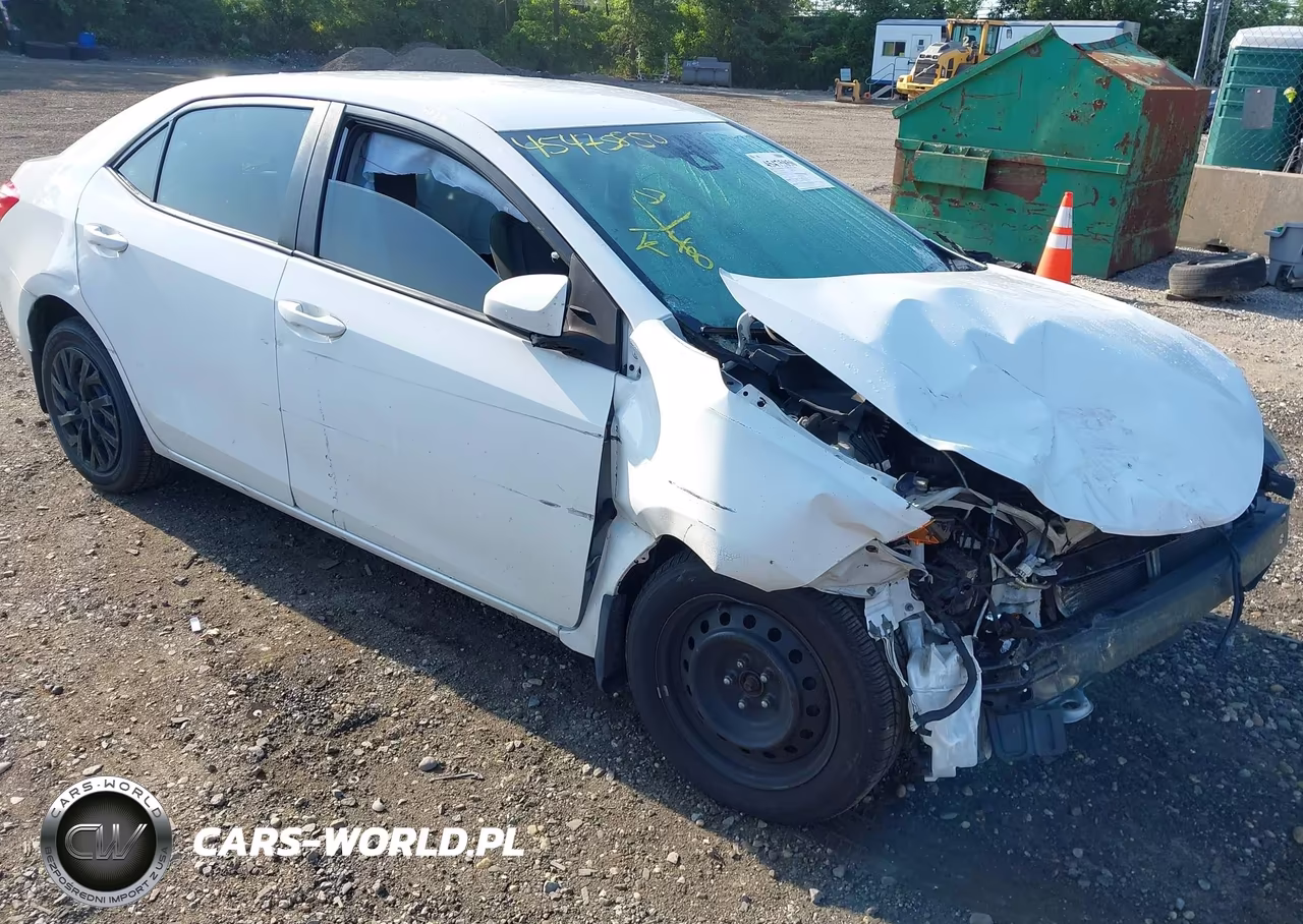 2018 Toyota Corolla Le – zdjęcie 1 z 17