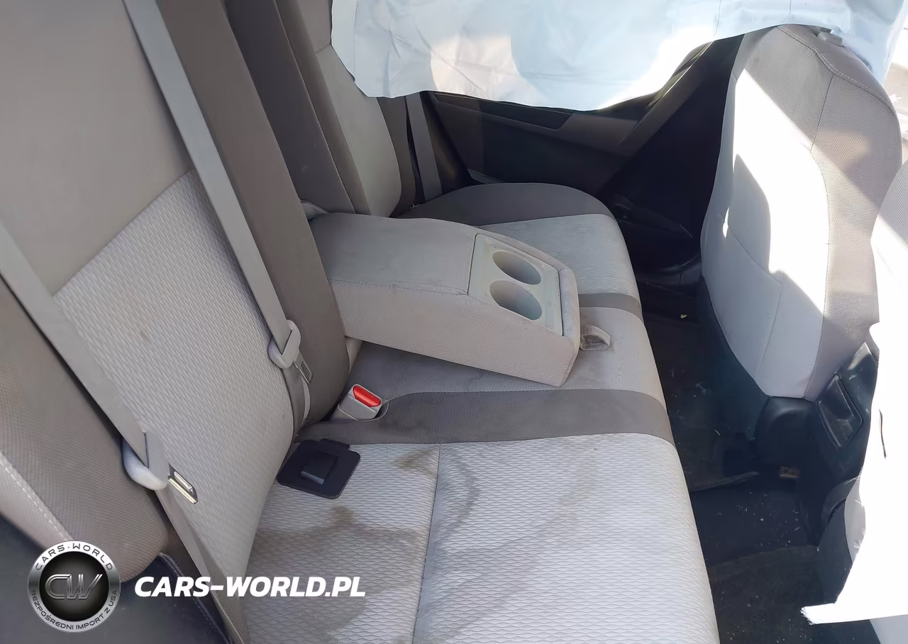 2018 Toyota Corolla Le VIN:2T1BURHE9JC044281 - 8