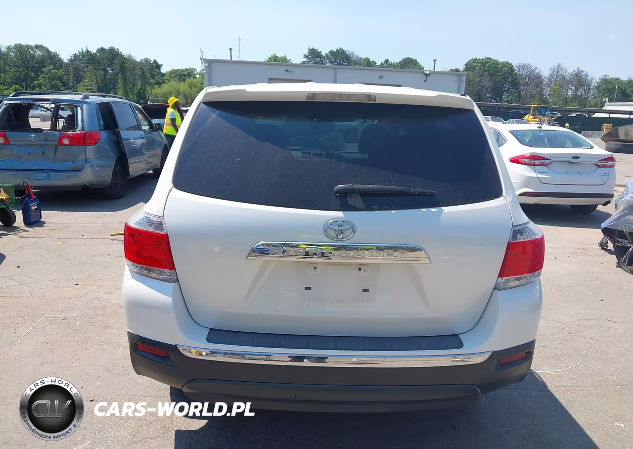 2013 Toyota Highlander Base V6 VIN:5TDZK3EH7DS105073 - 16
